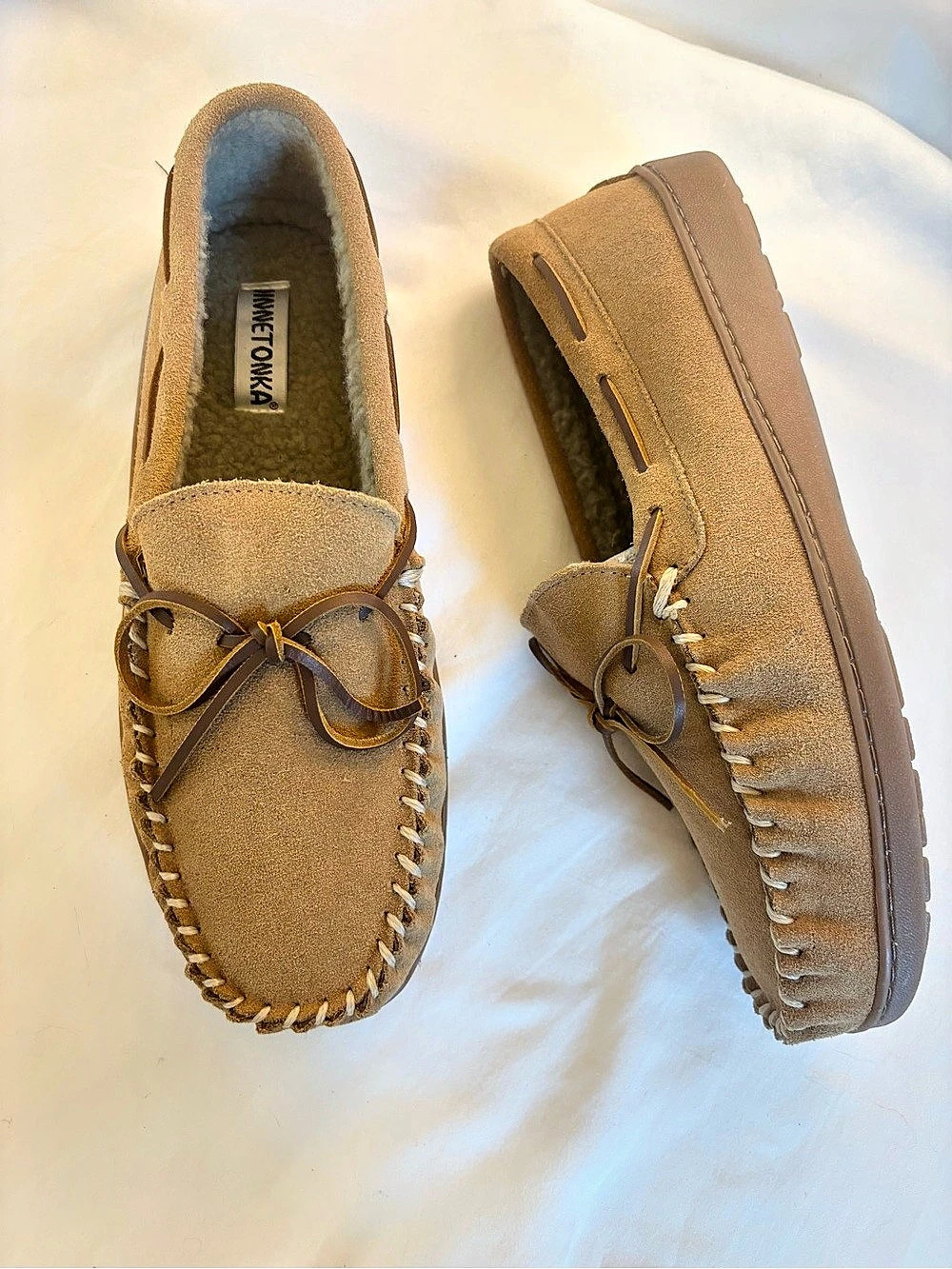Minnetonka Men’s Traditional Trapper Moccasins Brown size 13